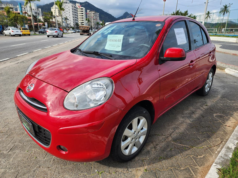 Nissan March 1.0 S 2014