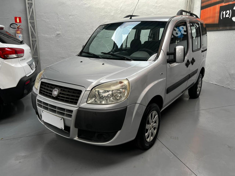 Fiat Doblò 1.8 Essence 2012