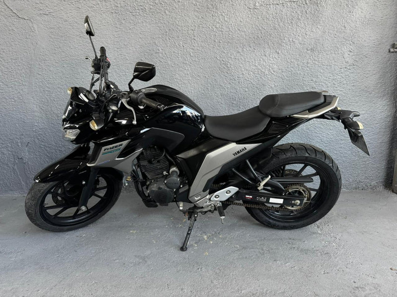 Yamaha FZ25 2021