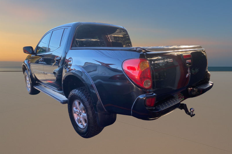 Mitsubishi L200 Triton HLS 2.4 CD 2013